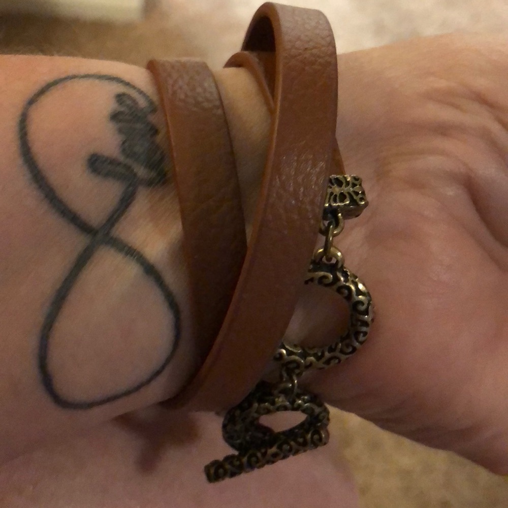 Premier Jeweley Desert Diva - Picture 2 of 3